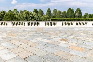 The Benefits of Natural Stone for Outdoor Spaces